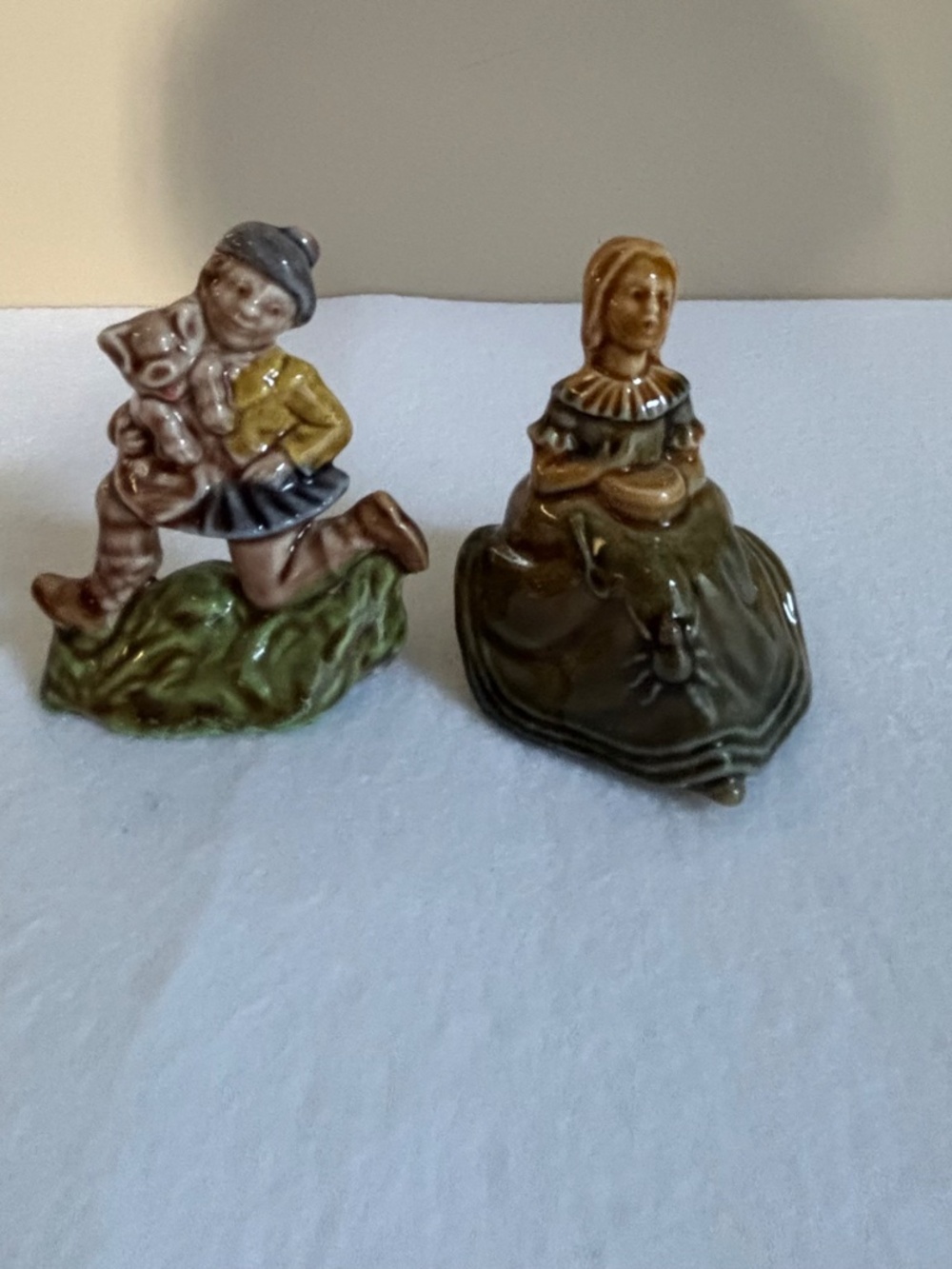 Two Large Wade Whimsies, 2.75", ca. 1972